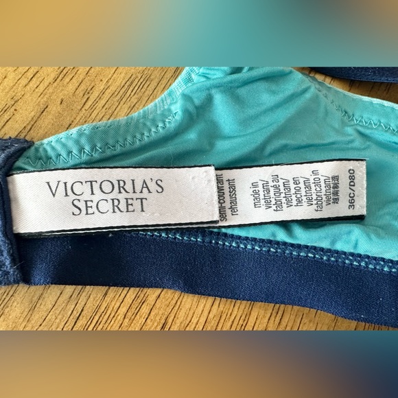 Victoria Secret Bra - Picture 3 of 3